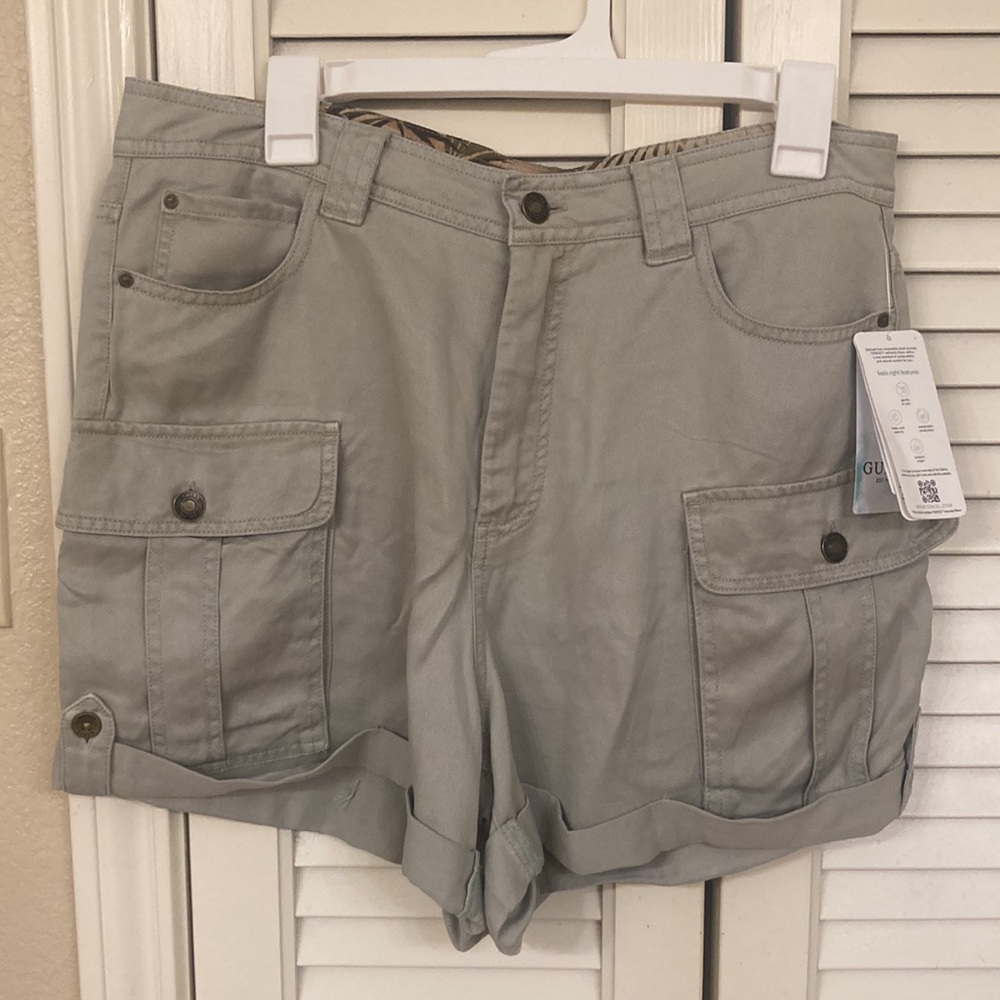 Guess Iris Cargo Shorts